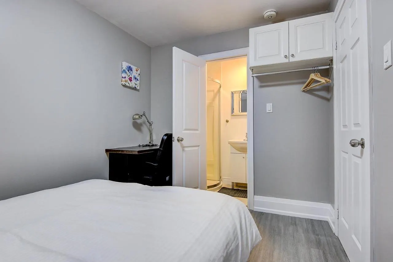 Spadina Guesthouse Toronto 2*,
